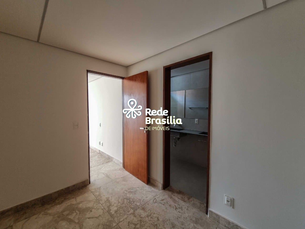 Imagem da propriedade OV238 21