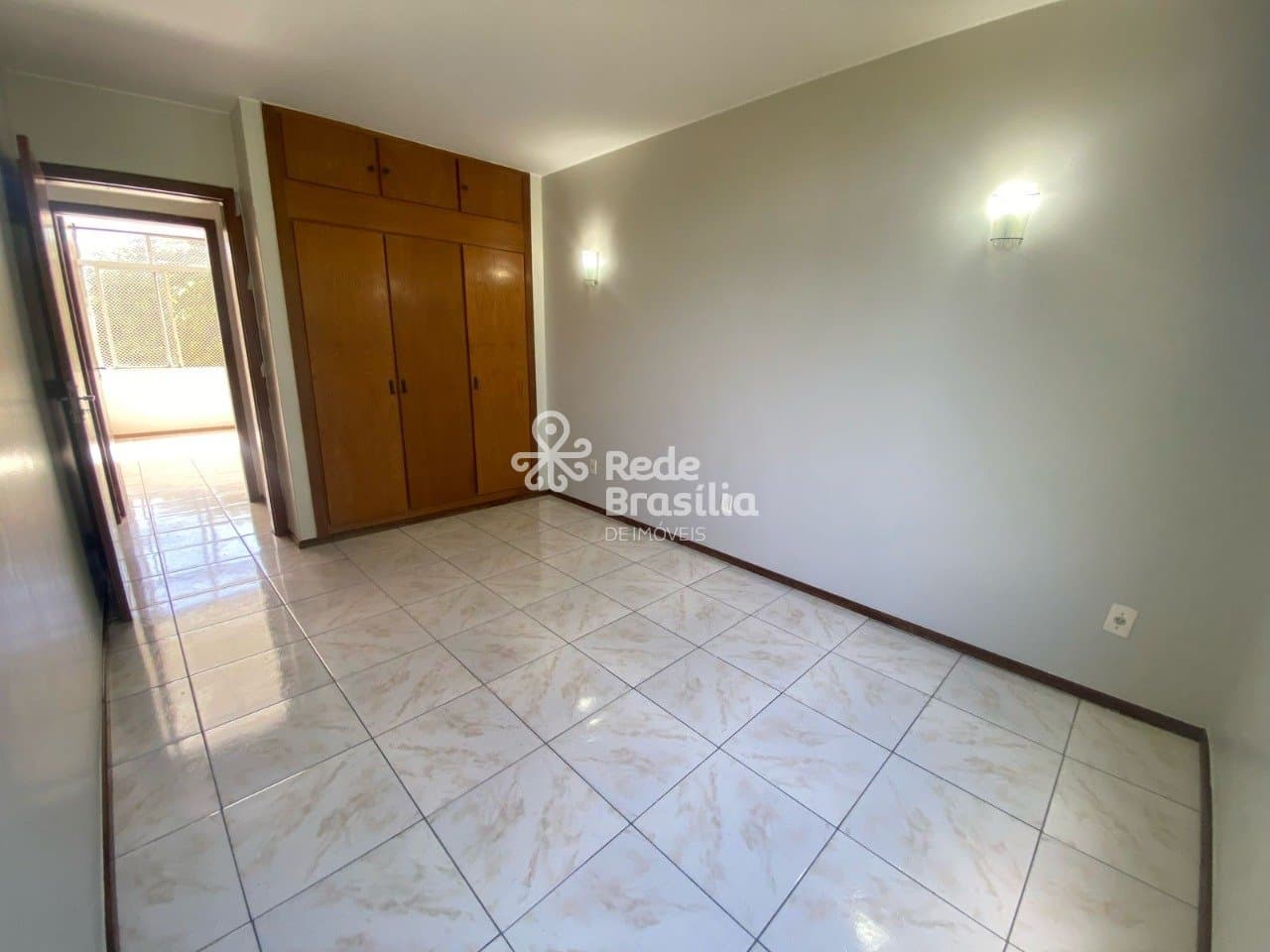 Imagem da propriedade RB992 15
