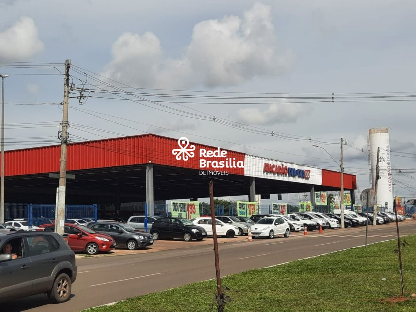 Imagem da propriedade UB513 32