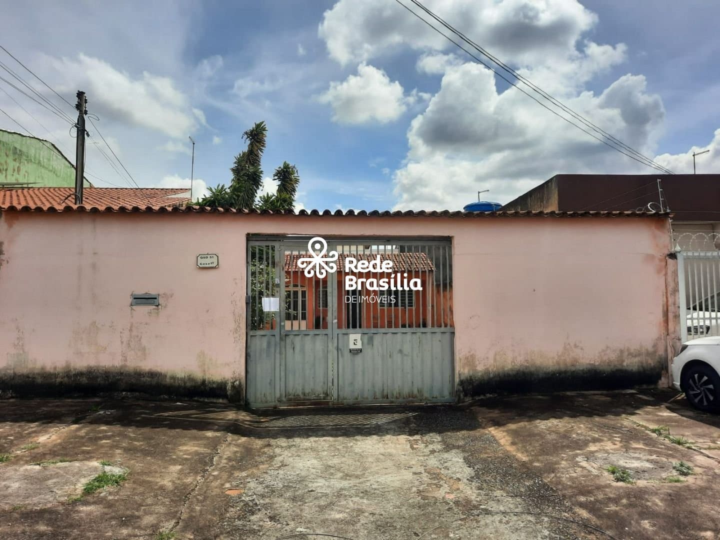 Imagem da propriedade UB513 24