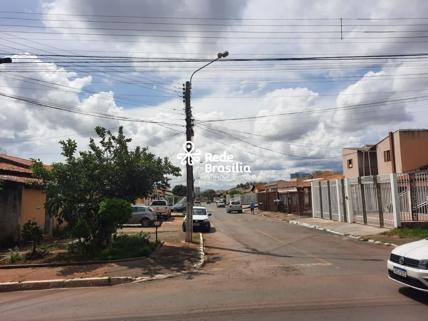 Imagem da propriedade UB513 35