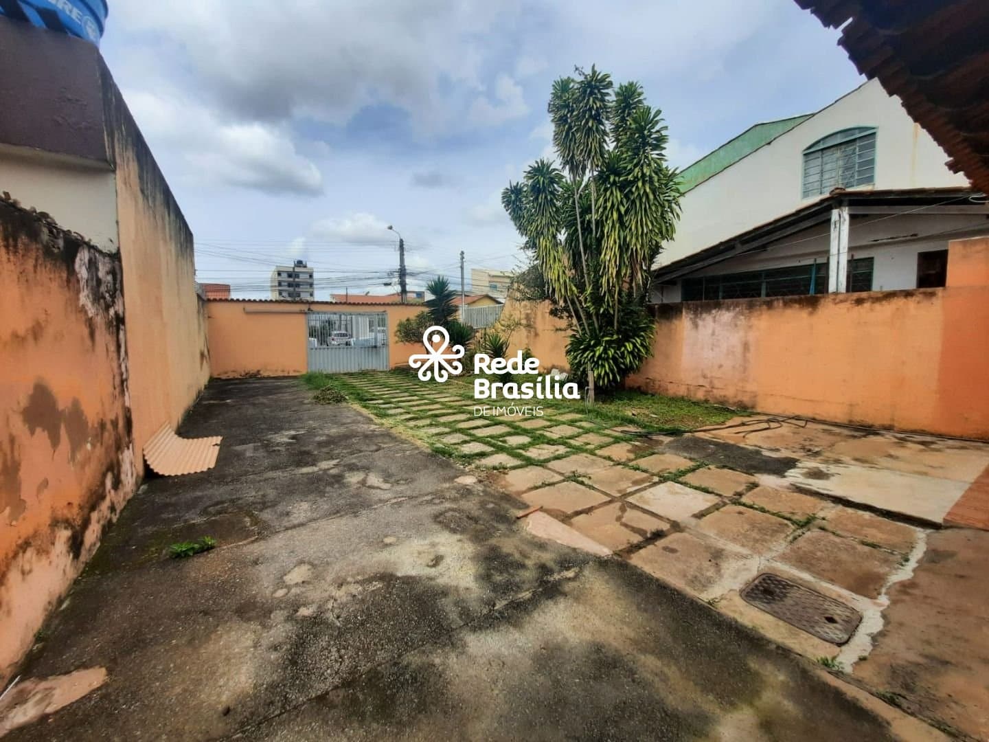 Imagem da propriedade UB513 38